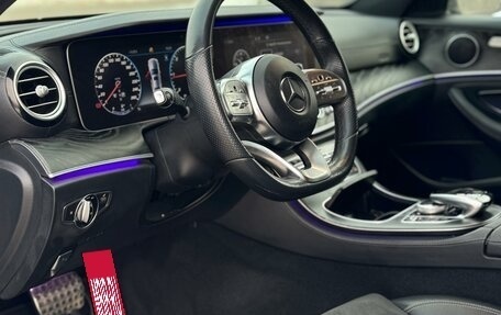 Mercedes-Benz E-Класс, 2018 год, 3 800 000 рублей, 2 фотография