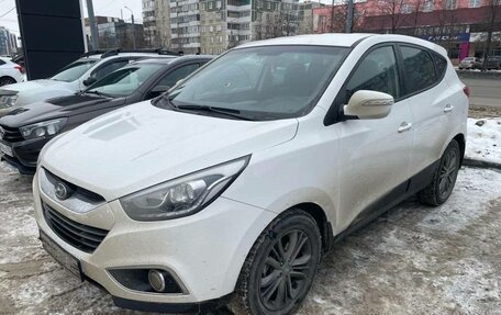 Hyundai ix35 I рестайлинг, 2014 год, 1 400 000 рублей, 2 фотография