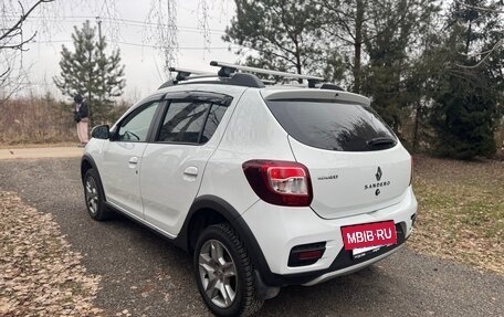 Renault Sandero II рестайлинг, 2019 год, 1 050 000 рублей, 5 фотография