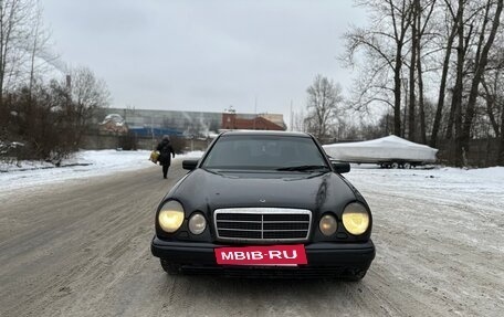 Mercedes-Benz E-Класс, 1996 год, 264 999 рублей, 2 фотография