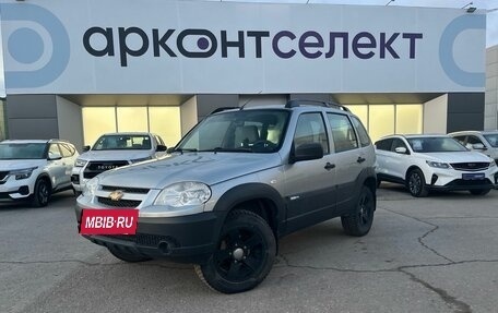 Chevrolet Niva I рестайлинг, 2016 год, 870 000 рублей, 2 фотография