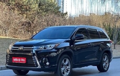 Toyota Highlander III, 2021 год, 3 820 000 рублей, 1 фотография