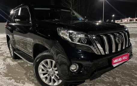 Toyota Land Cruiser Prado 150 рестайлинг 2, 2017 год, 4 470 000 рублей, 1 фотография