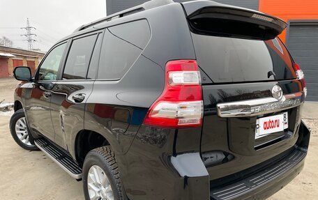 Toyota Land Cruiser Prado 150 рестайлинг 2, 2017 год, 4 470 000 рублей, 7 фотография