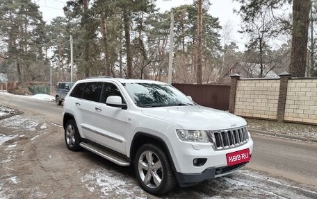 Jeep Grand Cherokee, 2012 год, 1 900 000 рублей, 2 фотография