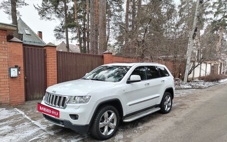 Jeep Grand Cherokee, 2012 год, 1 900 000 рублей, 10 фотография