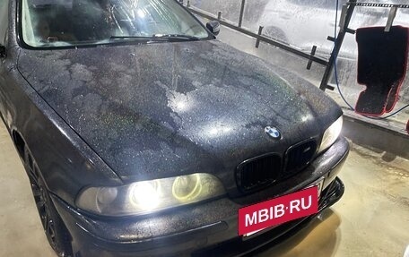 BMW 5 серия, 2000 год, 750 000 рублей, 21 фотография