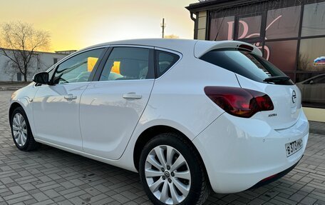 Opel Astra J, 2011 год, 990 000 рублей, 9 фотография