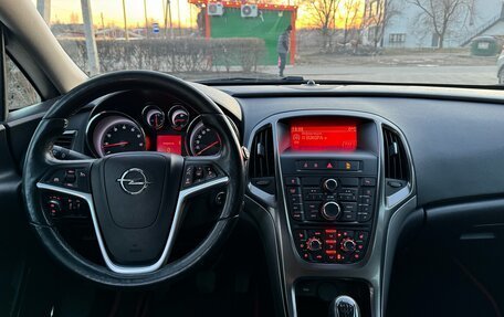 Opel Astra J, 2011 год, 990 000 рублей, 23 фотография