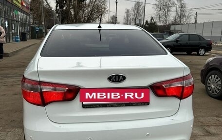 KIA Rio III рестайлинг, 2013 год, 890 000 рублей, 8 фотография