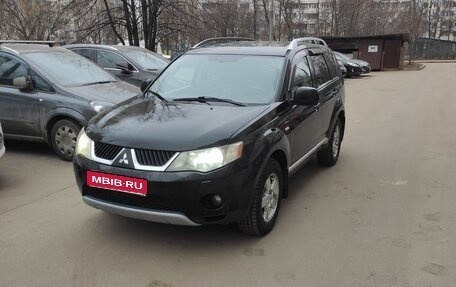 Mitsubishi Outlander III рестайлинг 3, 2007 год, 1 080 000 рублей, 1 фотография