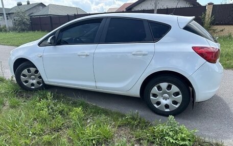 Opel Astra J, 2011 год, 700 000 рублей, 7 фотография