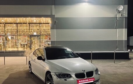 BMW 3 серия, 2011 год, 2 200 000 рублей, 2 фотография