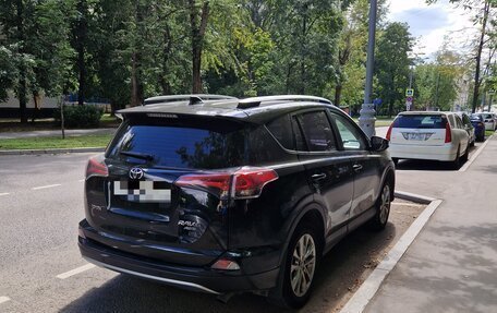 Toyota RAV4, 2019 год, 3 200 000 рублей, 5 фотография