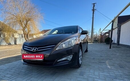 Hyundai Solaris II рестайлинг, 2015 год, 1 071 000 рублей, 2 фотография