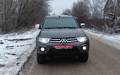 Mitsubishi Pajero Sport II рестайлинг, 2013 год, 1 590 000 рублей, 9 фотография