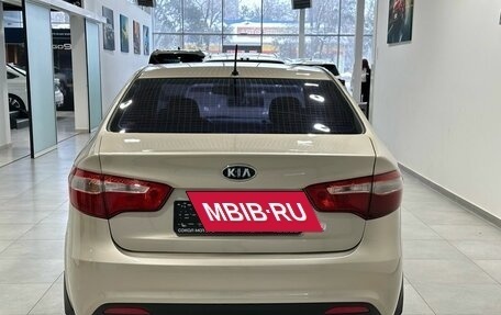 KIA Rio III рестайлинг, 2013 год, 999 900 рублей, 5 фотография