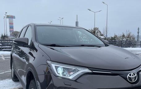 Toyota RAV4, 2019 год, 2 649 000 рублей, 4 фотография