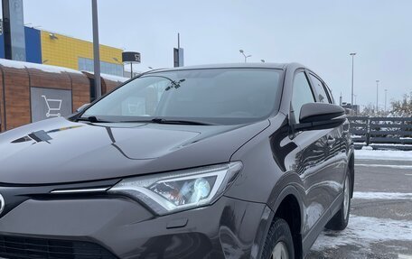 Toyota RAV4, 2019 год, 2 649 000 рублей, 13 фотография