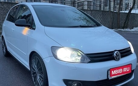 Volkswagen Golf Plus II, 2013 год, 990 000 рублей, 1 фотография