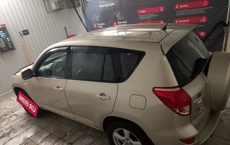 Toyota RAV4, 2007 год, 1 370 000 рублей, 3 фотография