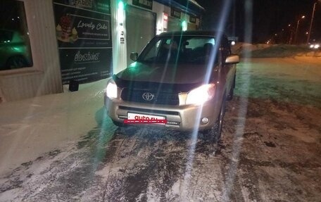 Toyota RAV4, 2007 год, 1 370 000 рублей, 21 фотография