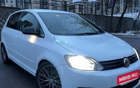 Volkswagen Golf Plus II, 2013 год, 990 000 рублей, 3 фотография