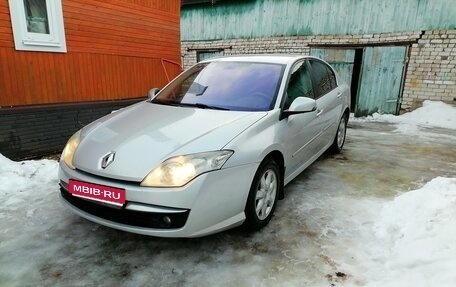 Renault Laguna III рестайлинг, 2008 год, 660 000 рублей, 1 фотография