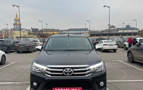 Toyota Hilux VIII, 2019 год, 4 500 000 рублей, 2 фотография