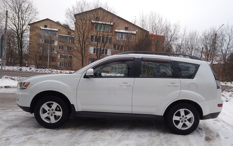 Mitsubishi Outlander III рестайлинг 3, 2011 год, 1 120 000 рублей, 6 фотография