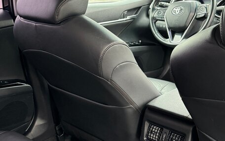 Toyota Camry, 2018 год, 2 850 000 рублей, 6 фотография