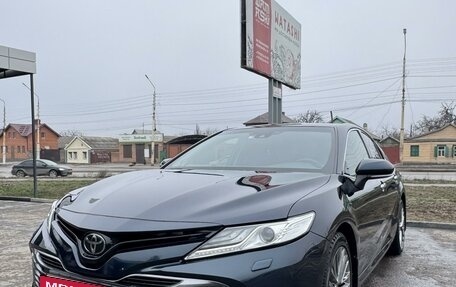 Toyota Camry, 2018 год, 2 850 000 рублей, 7 фотография