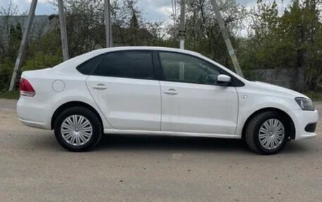 Volkswagen Polo VI (EU Market), 2013 год, 635 000 рублей, 2 фотография