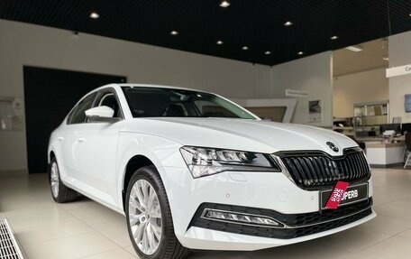 Skoda Superb III рестайлинг, 2024 год, 3 903 000 рублей, 6 фотография