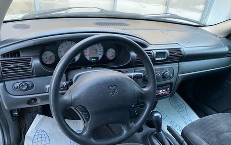 Dodge Stratus II, 2004 год, 299 000 рублей, 7 фотография