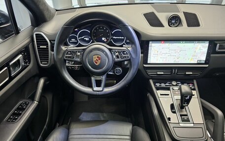 Porsche Cayenne III, 2018 год, 8 990 000 рублей, 21 фотография