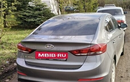 Hyundai Elantra VI рестайлинг, 2016 год, 1 430 000 рублей, 11 фотография