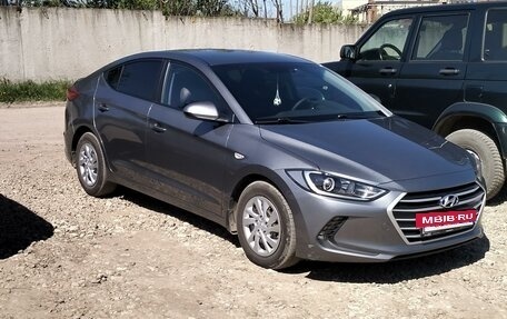 Hyundai Elantra VI рестайлинг, 2016 год, 1 430 000 рублей, 8 фотография