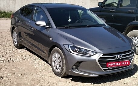 Hyundai Elantra VI рестайлинг, 2016 год, 1 430 000 рублей, 9 фотография