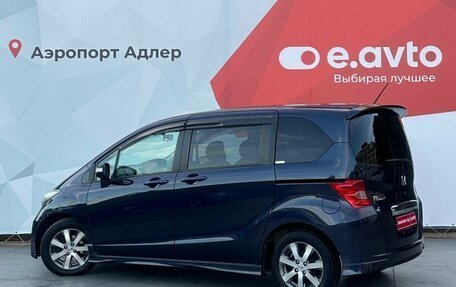 Honda Freed I, 2011 год, 1 250 000 рублей, 6 фотография