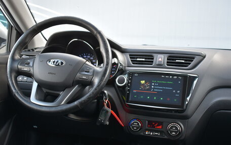 KIA Rio III рестайлинг, 2013 год, 905 000 рублей, 13 фотография