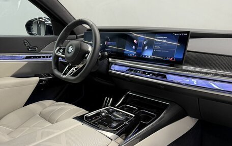 BMW 7 серия, 2024 год, 19 994 000 рублей, 34 фотография