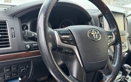 Toyota Land Cruiser 200, 2015 год, 5 650 000 рублей, 8 фотография