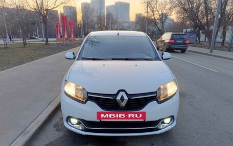 Renault Logan II, 2014 год, 570 000 рублей, 5 фотография