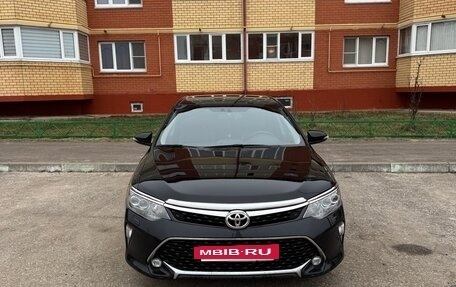 Toyota Camry, 2017 год, 2 450 000 рублей, 4 фотография