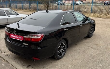 Toyota Camry, 2017 год, 2 450 000 рублей, 5 фотография