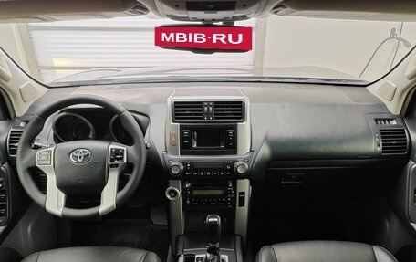 Toyota Land Cruiser Prado 150 рестайлинг 2, 2012 год, 2 899 000 рублей, 13 фотография