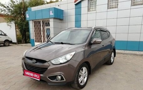 Hyundai ix35 I рестайлинг, 2011 год, 950 000 рублей, 1 фотография