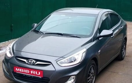 Hyundai Solaris II рестайлинг, 2013 год, 1 600 000 рублей, 3 фотография