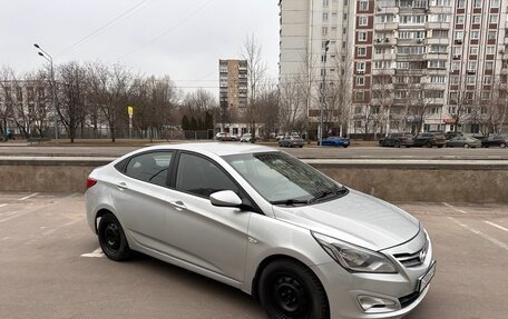 Hyundai Solaris II рестайлинг, 2014 год, 600 000 рублей, 3 фотография